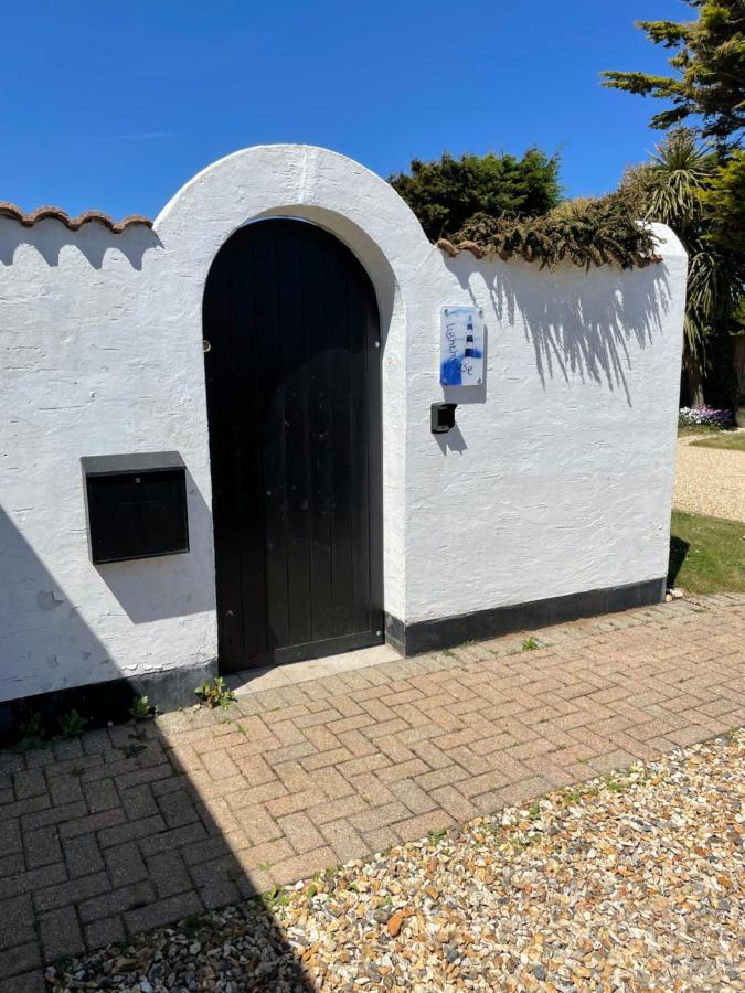 Cliff Top Garden Room Milford on Sea Bagian luar foto